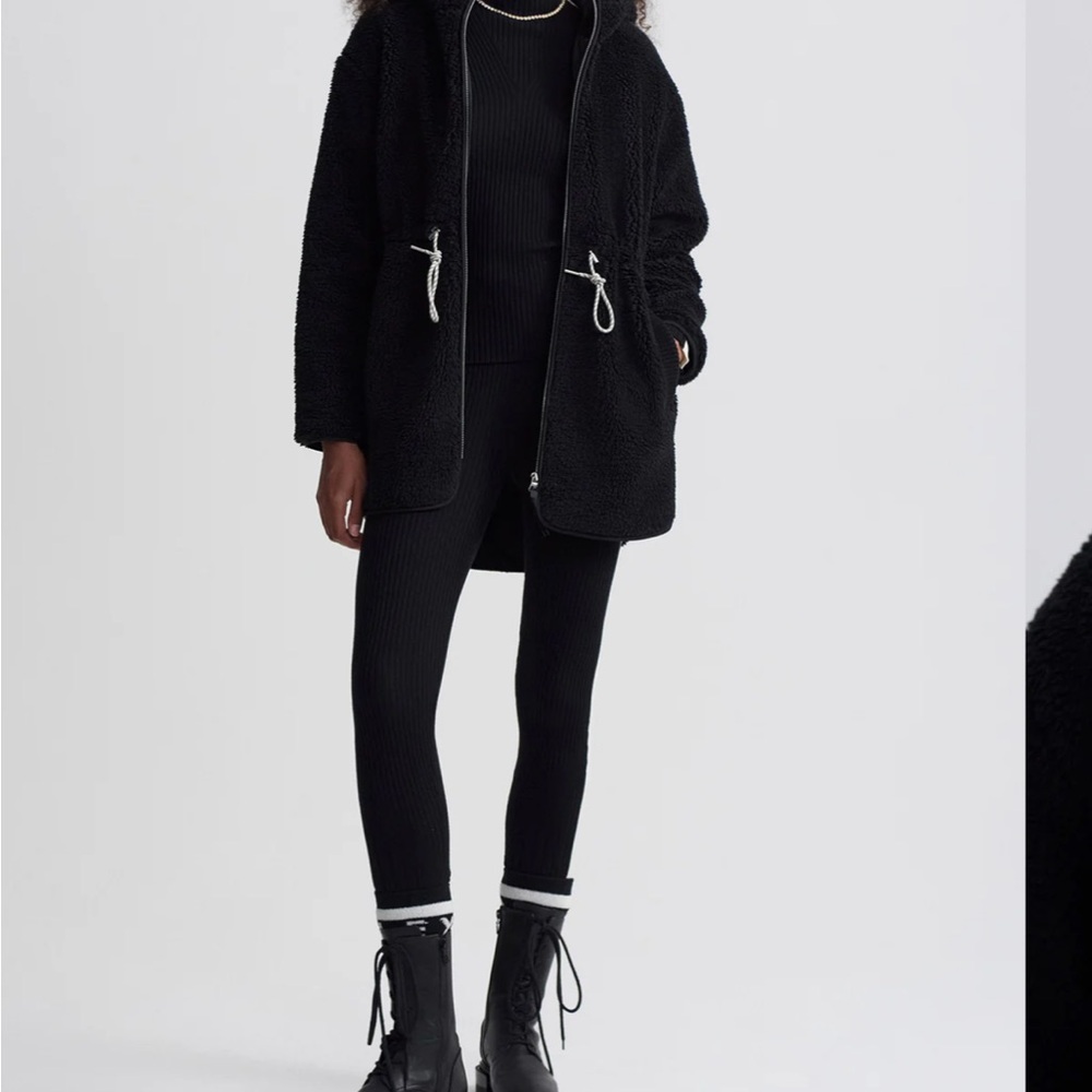 Women's Black Fleece Jacket